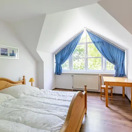 Losentitz - Zud750 Ferienhaus Garz (Rugen)